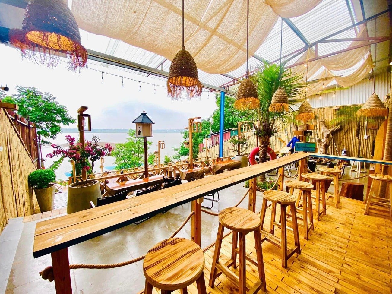 Hà Nội có rất nhiều quán cafe đẹp