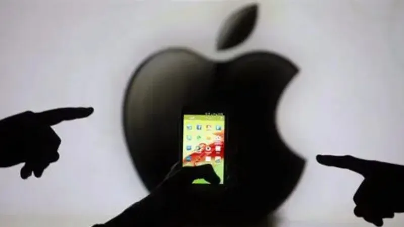 Những thiếu sót và tranh cãi ngày đầu ra mắt