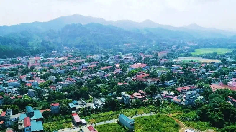 Từ thành phố Lào Cai đi các điểm du lịch bao xa?